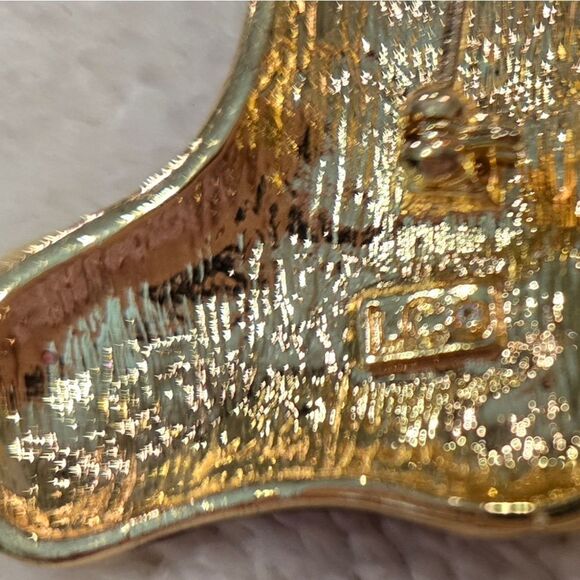 🎄🛍❤️ VINTAGE LIZ CLAIBORNE CHRISTMAS STOCKING BROOCH - Picture 4 of 5